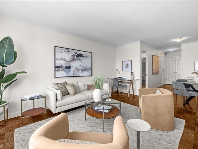 65 East India Row 33A, Boston, MA 02110