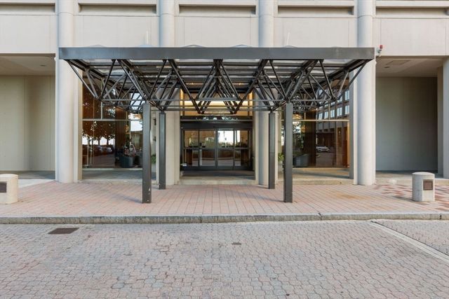 65 East India Row 33A, Boston, MA 02110