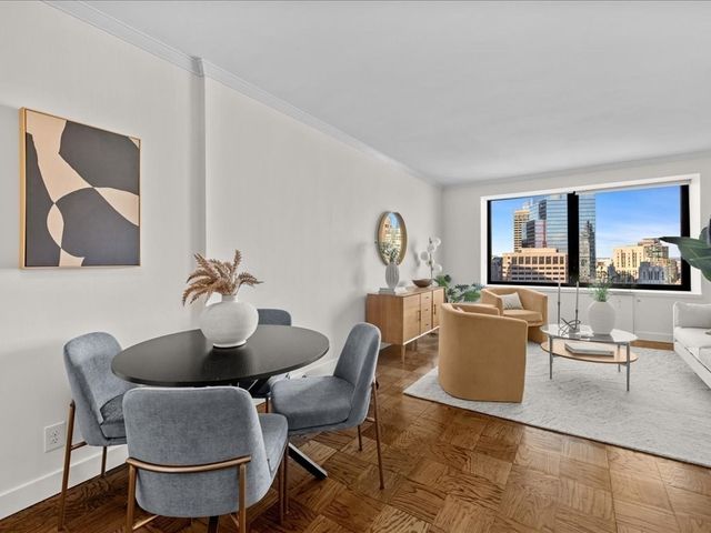 65 East India Row 33A, Boston, MA 02110