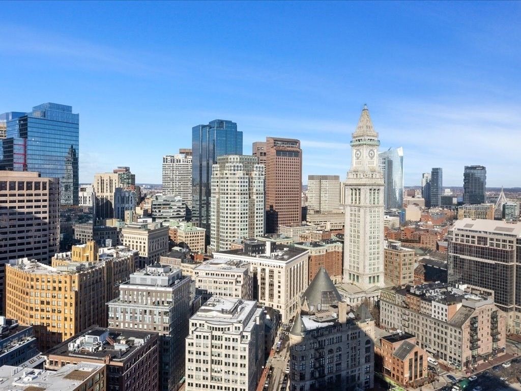 65 East India Row 33A, Boston, MA 02110