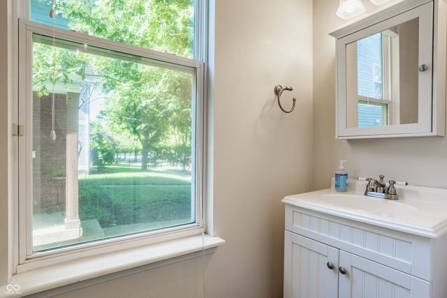 2331 N Alabama Street, Indianapolis, IN 46205