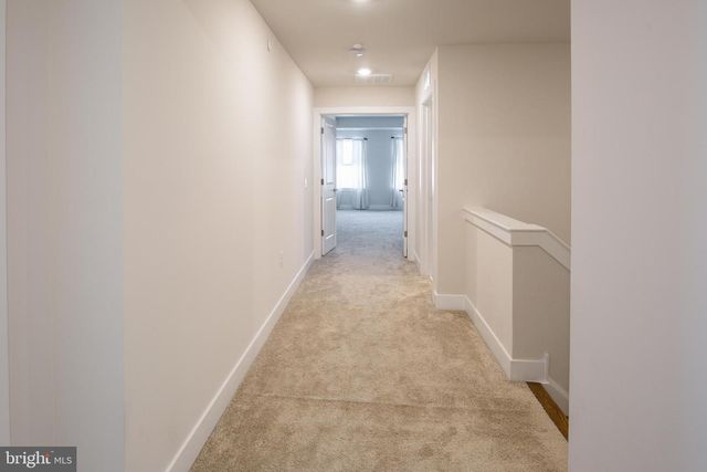 22 LADBROKE DR, Exton, PA 19341