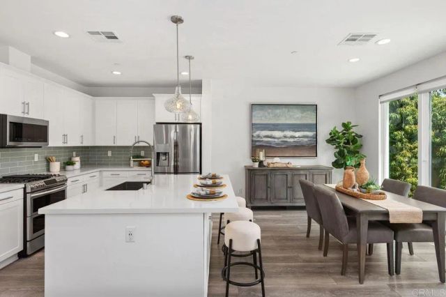 3312 Telaga Rd, Carlsbad, CA 92010