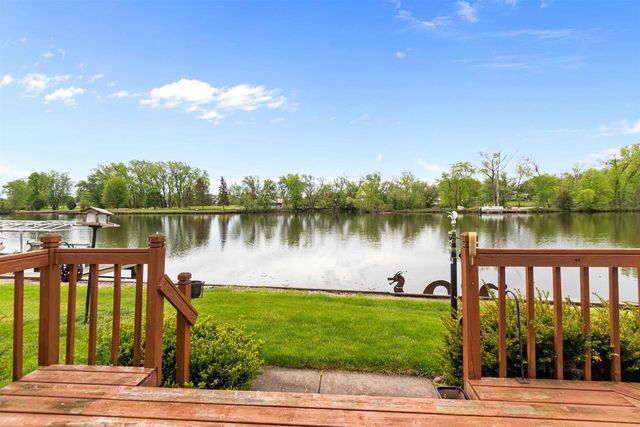 728 E RIVER DRIVE, Omro, WI 54963