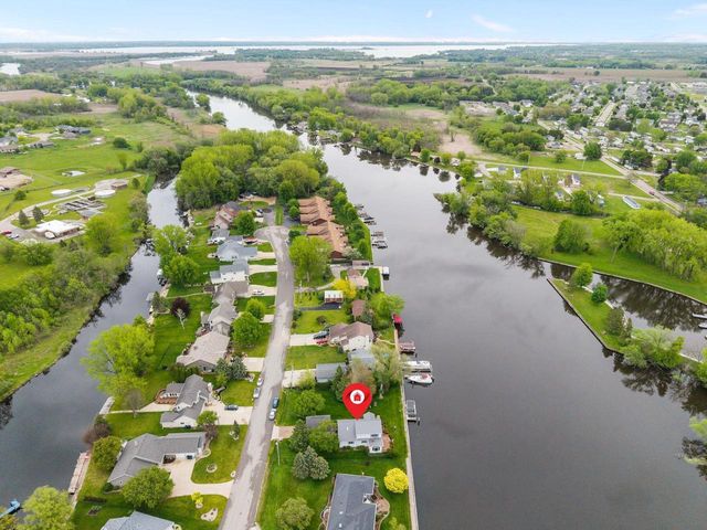 728 E RIVER DRIVE, Omro, WI 54963