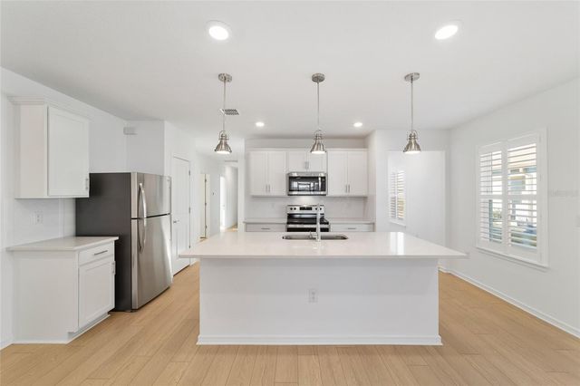 5543 SW 85TH AVENUE ROAD, Ocala, FL 34481