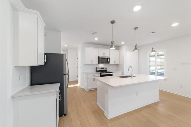 5543 SW 85TH AVENUE ROAD, Ocala, FL 34481