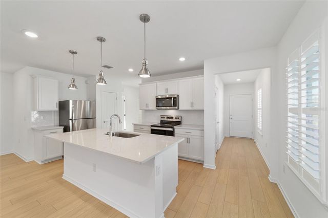 5543 SW 85TH AVENUE ROAD, Ocala, FL 34481