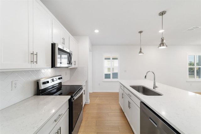 5543 SW 85TH AVENUE ROAD, Ocala, FL 34481