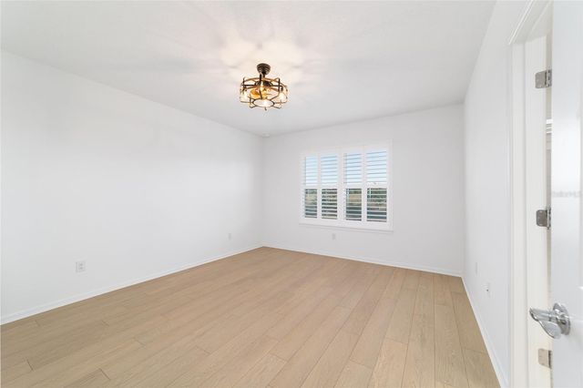 5543 SW 85TH AVENUE ROAD, Ocala, FL 34481