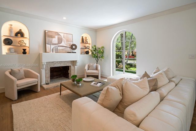 1228 Alhambra Cir, Coral Gables, FL 33134