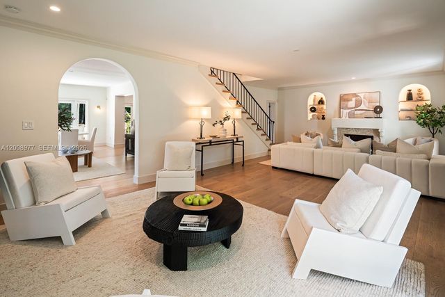 1228 Alhambra Cir, Coral Gables, FL 33134