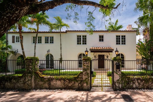 1228 Alhambra Cir, Coral Gables, FL 33134