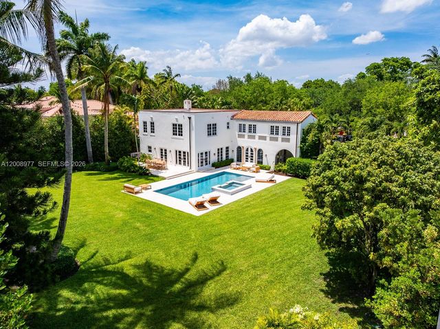 1228 Alhambra Cir, Coral Gables, FL 33134