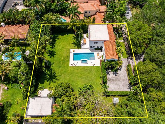 1228 Alhambra Cir, Coral Gables, FL 33134