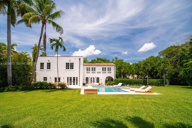 1228 Alhambra Cir, Coral Gables, FL 33134