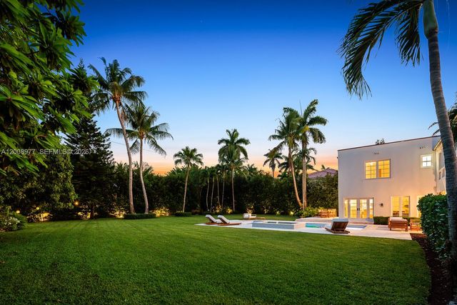 1228 Alhambra Cir, Coral Gables, FL 33134