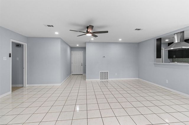 9002 Bunny Run Drive, Houston, TX 77088