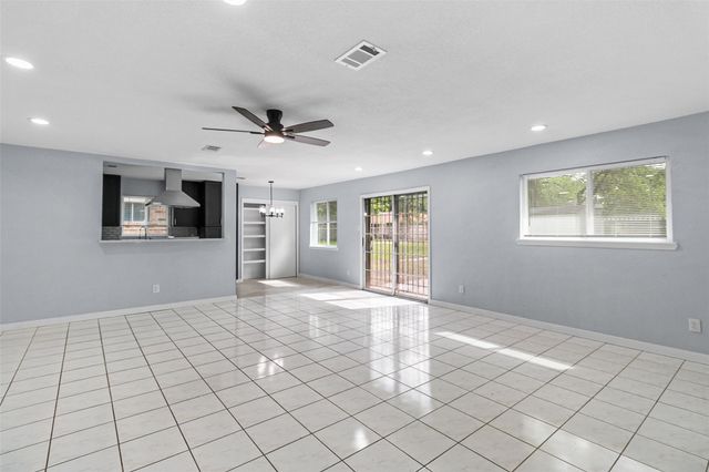 9002 Bunny Run Drive, Houston, TX 77088