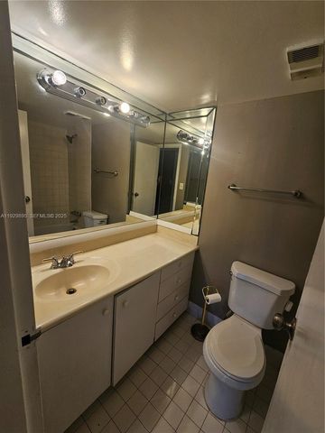 4314 NW 9th Ave 5-3A, Deerfield Beach, FL 33064