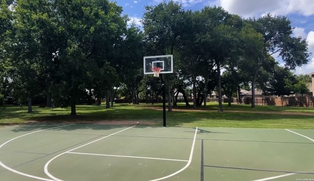 9435 Hidden Stone, Schertz, TX 78154