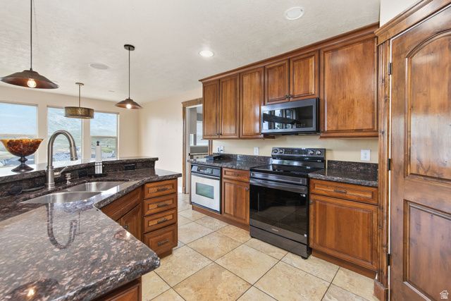 15023 S EAGLE CREST DR, Draper, UT 84020