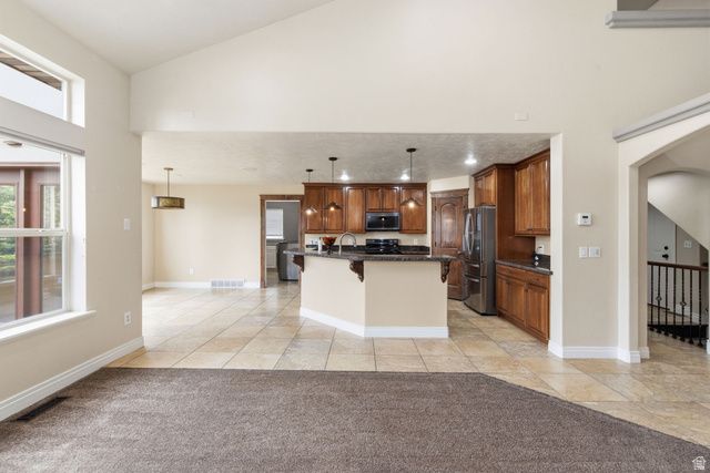 15023 S EAGLE CREST DR, Draper, UT 84020