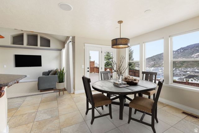 15023 S EAGLE CREST DR, Draper, UT 84020