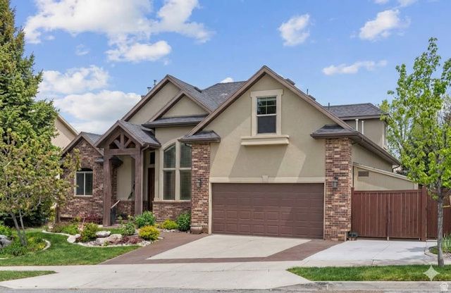 15023 S EAGLE CREST DR, Draper, UT 84020