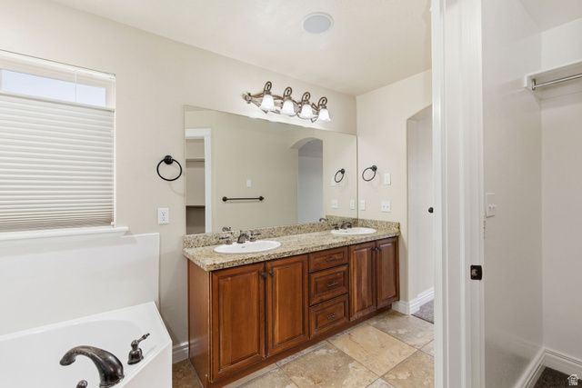 15023 S EAGLE CREST DR, Draper, UT 84020
