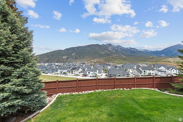 15023 S EAGLE CREST DR, Draper, UT 84020