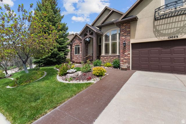 15023 S EAGLE CREST DR, Draper, UT 84020