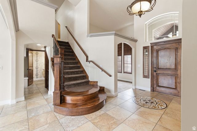15023 S EAGLE CREST DR, Draper, UT 84020
