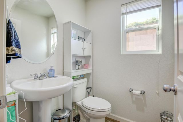 8320 KOSSUM Way, Elk Grove, CA 95624