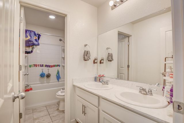 8320 KOSSUM Way, Elk Grove, CA 95624