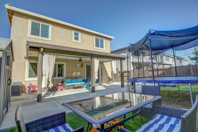 8320 KOSSUM Way, Elk Grove, CA 95624