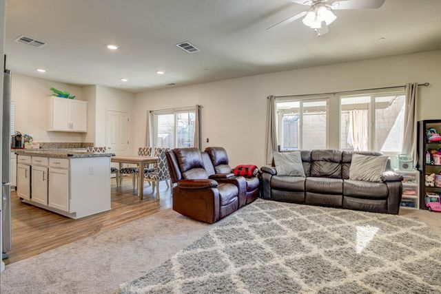 8320 KOSSUM Way, Elk Grove, CA 95624