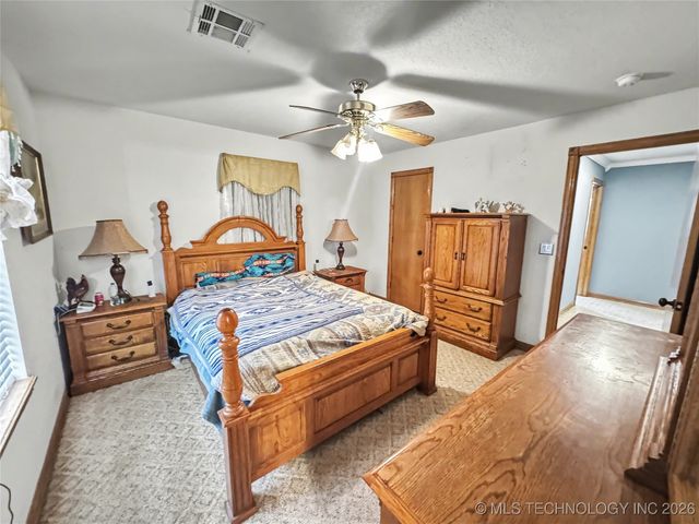 11838 E 650 Road, Hulbert, OK 74441