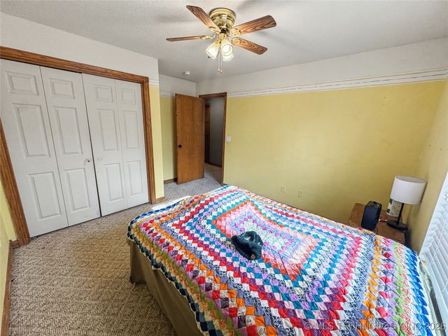 11838 E 650 Road, Hulbert, OK 74441