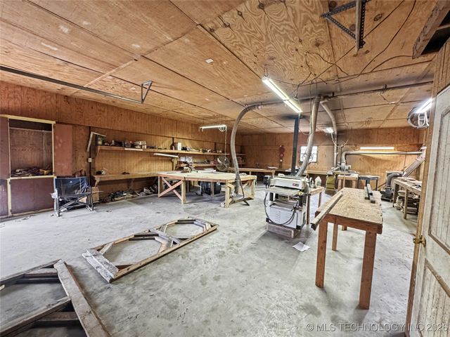 11838 E 650 Road, Hulbert, OK 74441