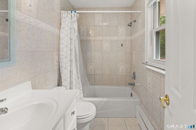 113 Dogwood Lane, Stamford, CT 06903