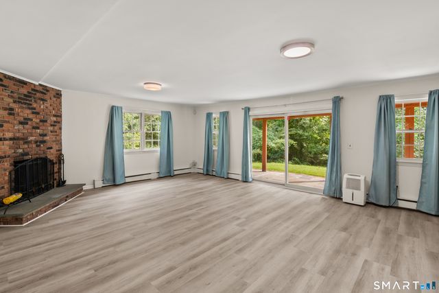 113 Dogwood Lane, Stamford, CT 06903