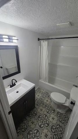 1103 Chestnut Street, Osawatomie, KS 66064