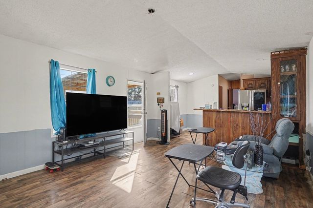 1212 Kingcrest Dr., Loris, SC 29569