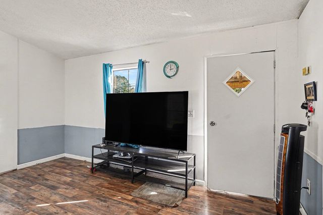 1212 Kingcrest Dr., Loris, SC 29569