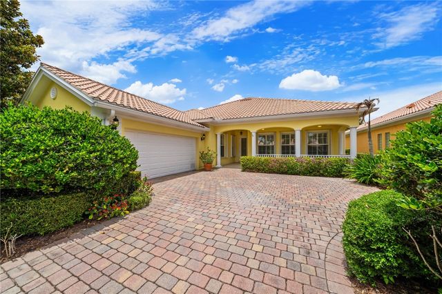 5422 Barbados Square, Vero Beach, FL 32967