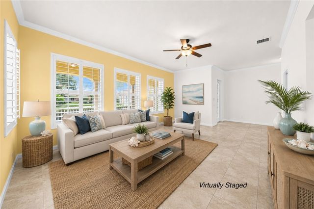 5422 Barbados Square, Vero Beach, FL 32967