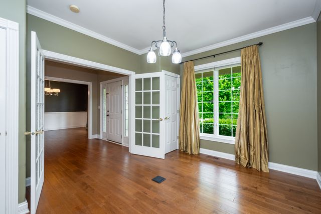 10303 Fox Bluff Lane, Spring Grove, IL 60081