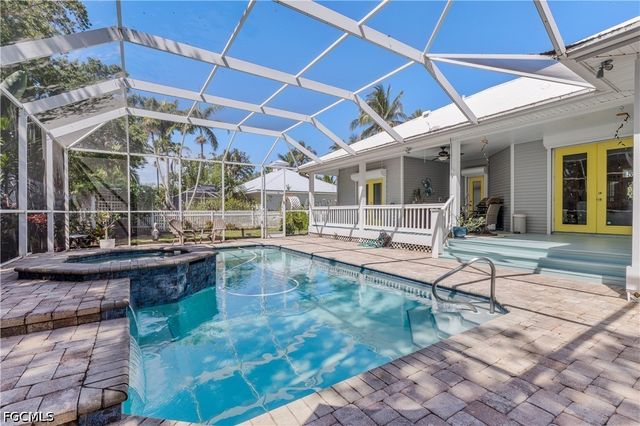 12341 McGregor Palms DR, Fort Myers, FL 33908