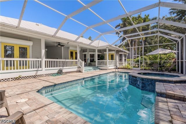 12341 McGregor Palms DR, Fort Myers, FL 33908